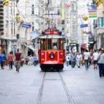 Las calles más elegantes de Istanbul brillan en otoño
